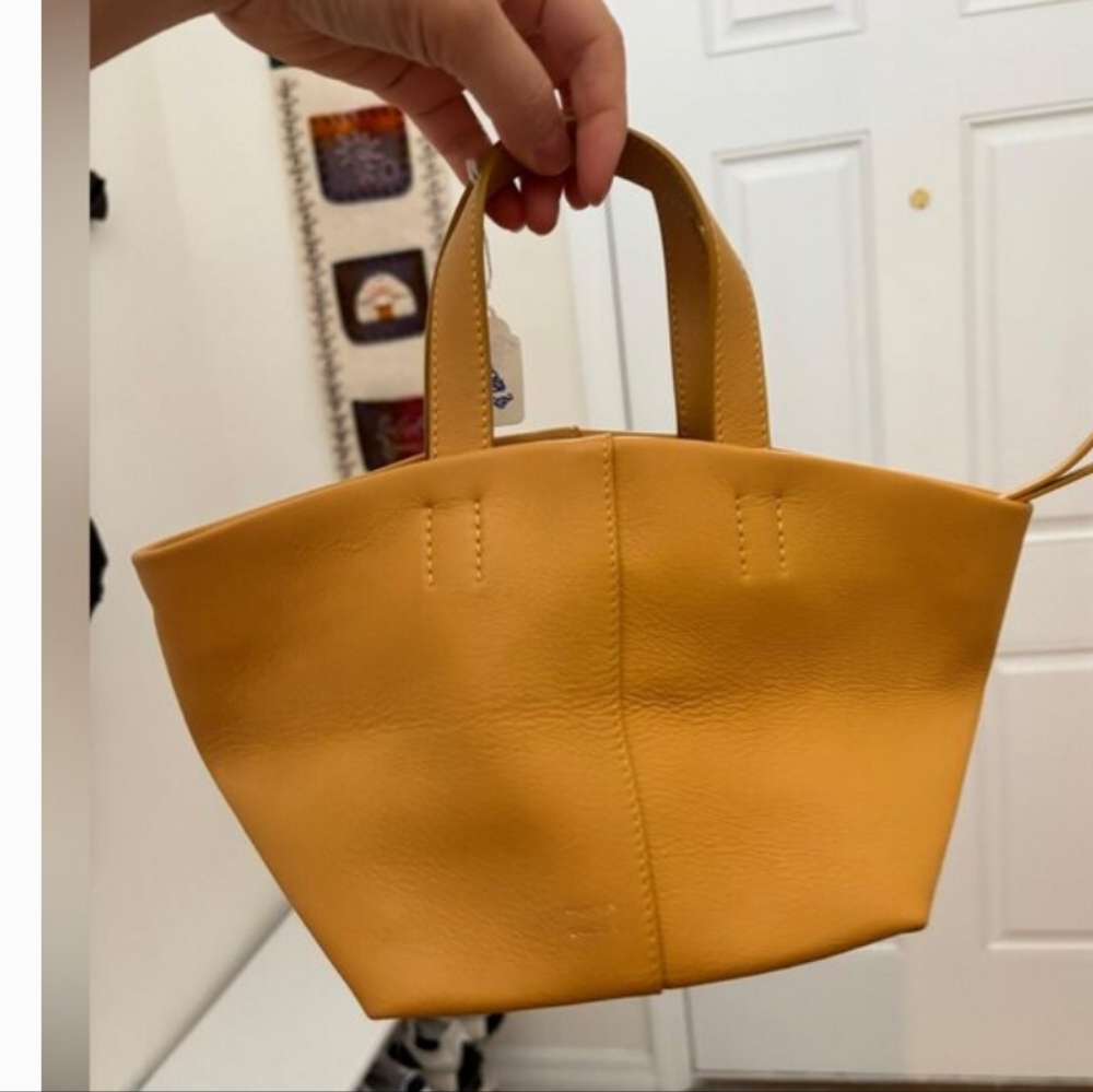 NWT Mansur Gavriel MINI Tulipano bag Without Long Strap, Hand Held Bag